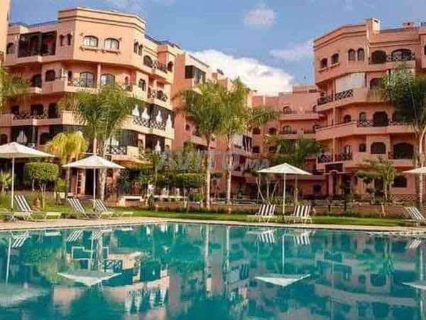 شقة مفروشة للإيجار إقامة بحمام سباحة