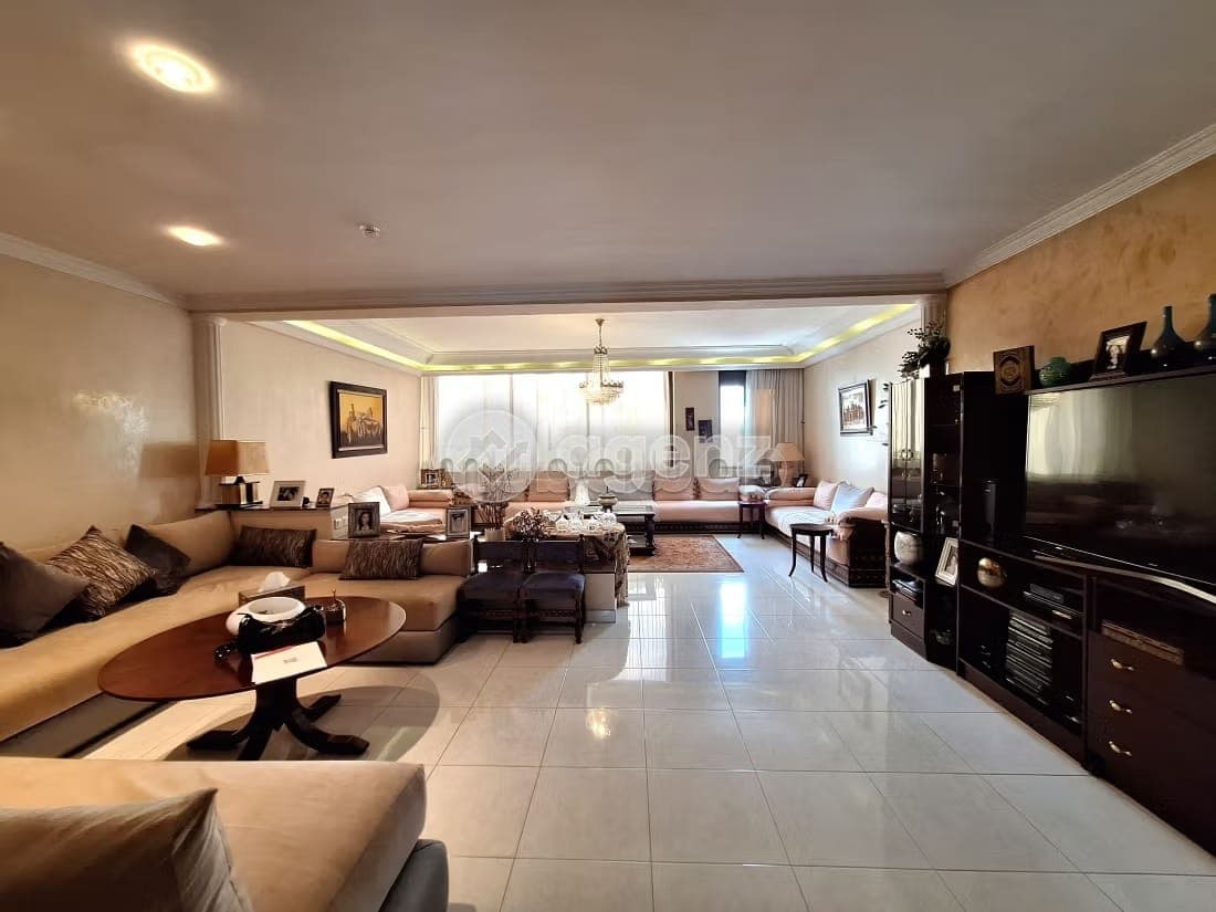 Appartement à vendre 159 m², 3 chambres Les Hôpitaux Casablanca