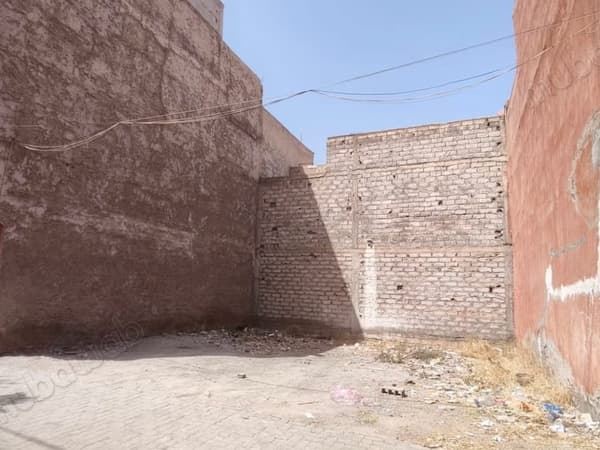 Vente de terrain à Hay Annahda. Surface totale 100 m²