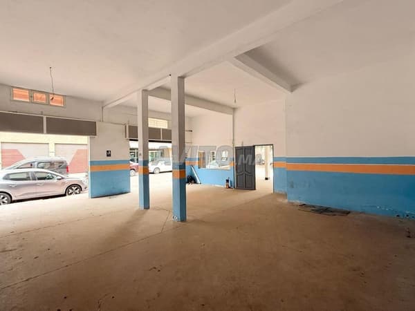 Local commercial 89 m² face à Centrale Danone