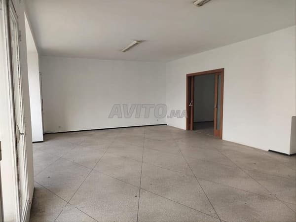 Bureau à louer 260m² en plein centre-ville