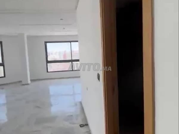 Appartement à louer 97 m² à Salé