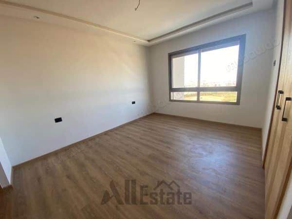 Appartement vide à louer–Sidi Maârouf, Casablanca