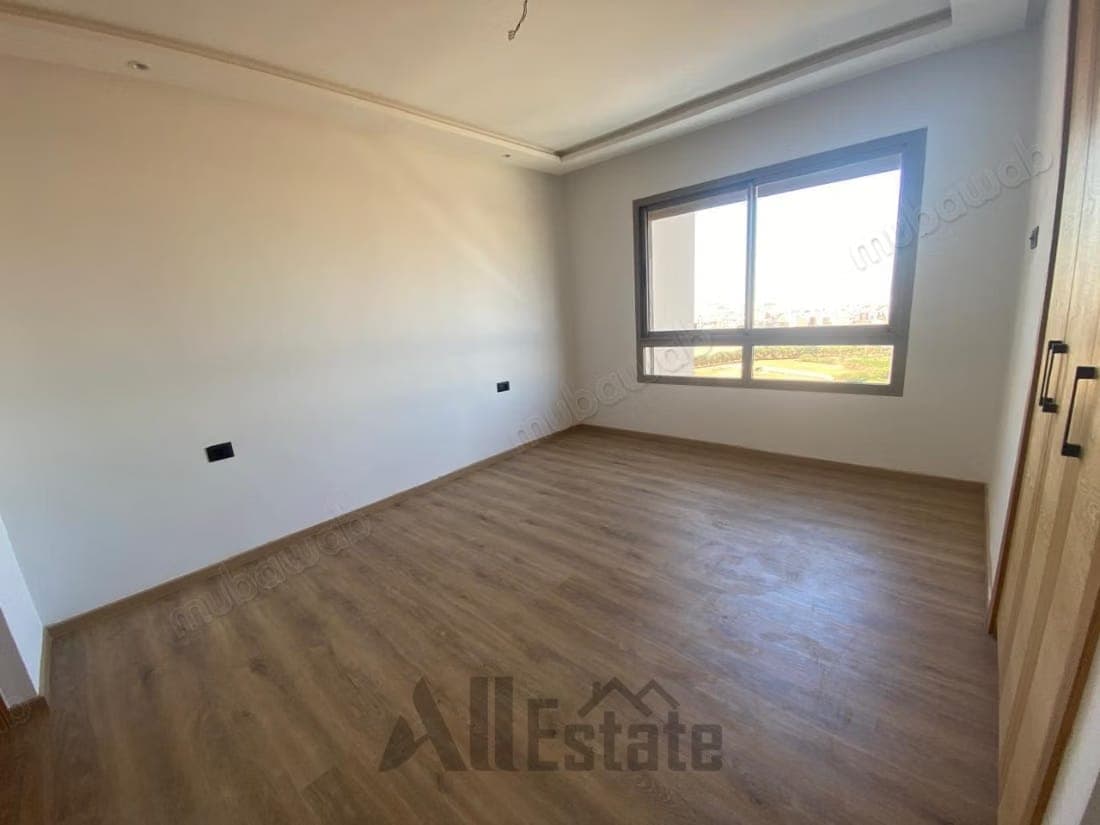 Leegstaand appartement te huur–Sidi Maârouf, Casablanca