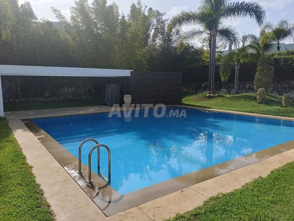 Villa moderne de prestige à vendre – L’Orangeraie