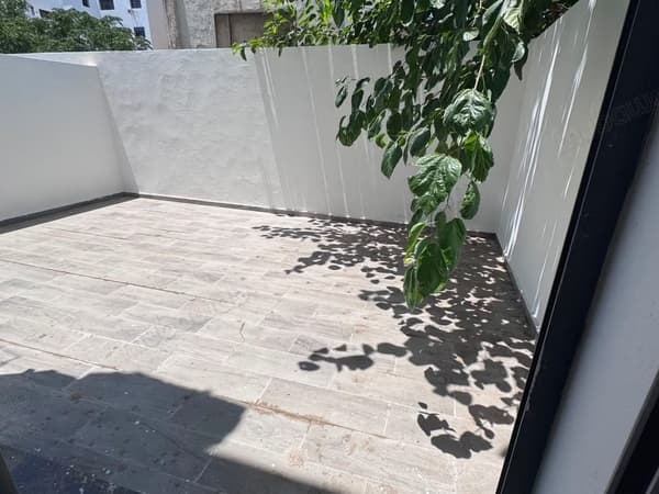 Nieuw appartement met 2 slaapkamers te koop in de wijk Quartier des Hôpitaux
