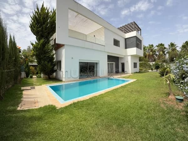 Villa gemeubileerd / leeg te huur in Souissi