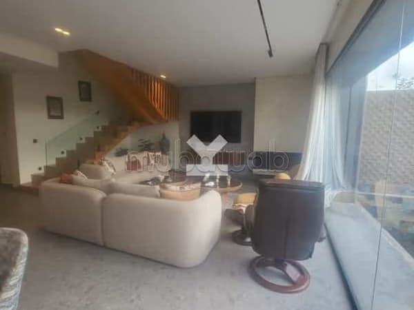 Villa à Louer de 237.0 m² à Dar Bouazza, Tamaris2