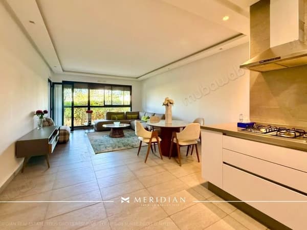Location Appartement Meublé 113m² au CFC