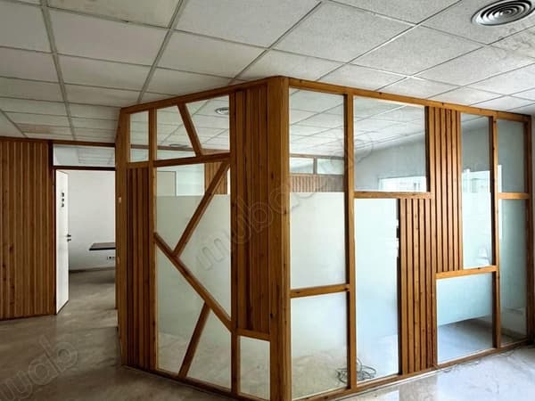 Particulier loue Plateau Bureau 72m2 à Bd Abdelmoune enface Tram