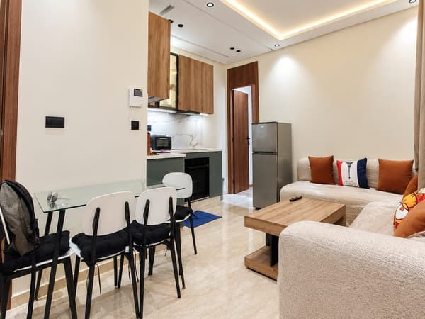 Studio 54 m² à louer à Casablanca Hopitaux