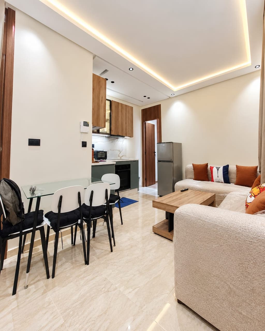 Studio 54 m² à louer à Casablanca Hopitaux