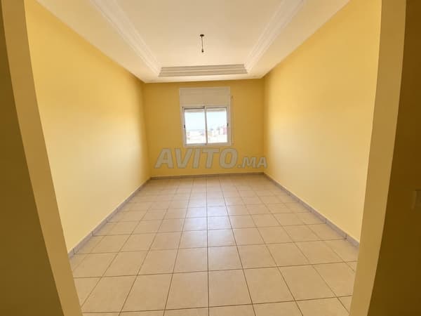 Appartement 3 chambres à louer à Ain Mazouar