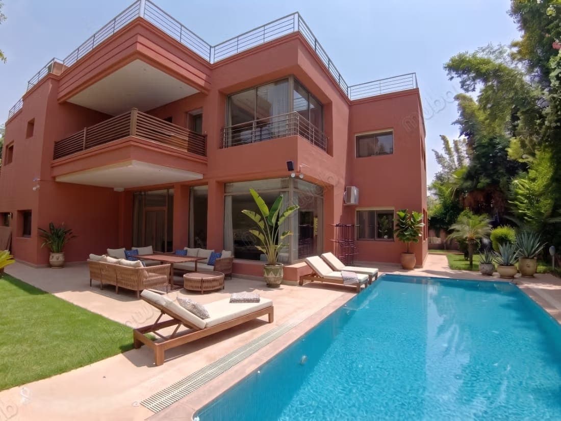 Beautiful Villa Empty or Semi-Furnished with Pool in Chrifia
