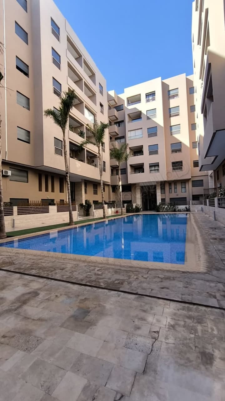 Bright Standing Apartment Menara Garden