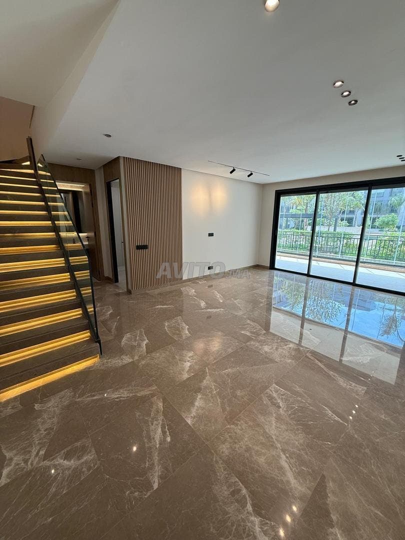 TE HUUR – Duplex 130 m² – L’Orangeraie