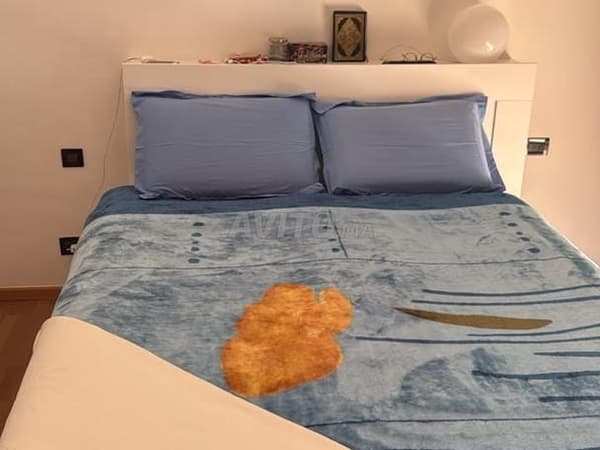 VILLA A VENDER 343 m² en CASABLANCA