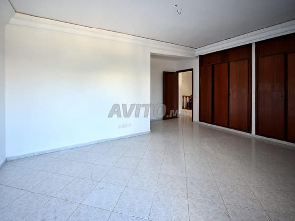 5-Bedroom Villa for Rent Nassim