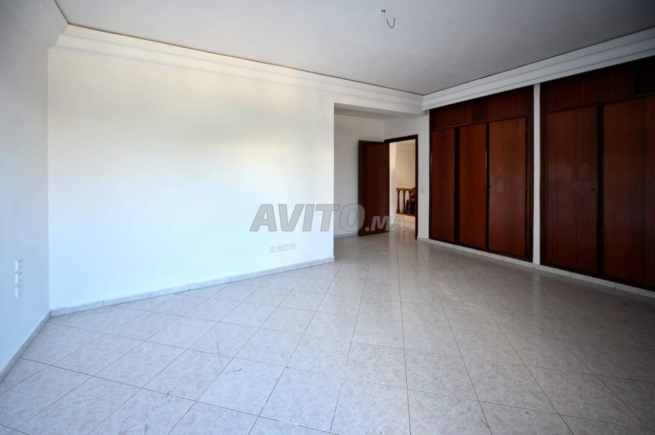 Villa met 5 slaapkamers te huur Nassim