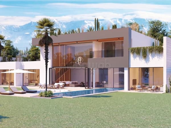Luxusvilla zum Verkauf an der Route de l'Ourika. 6 komfortable Zimmer. Alle Annehmlichkeiten mit…