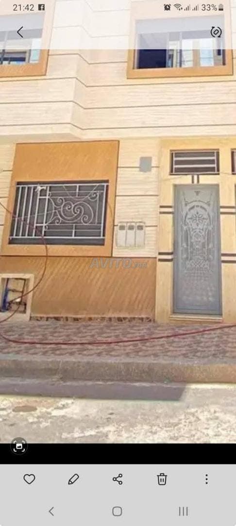 Maison en sous-sol avec garage à Hay Salam à vendre