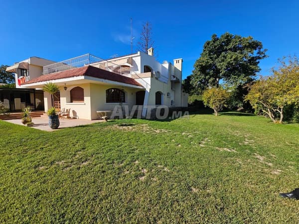 Schöne Villa in Bir Kacem Souissi
