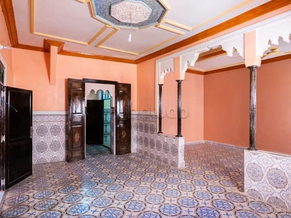 جواهر نادرة عند باب تغزوت