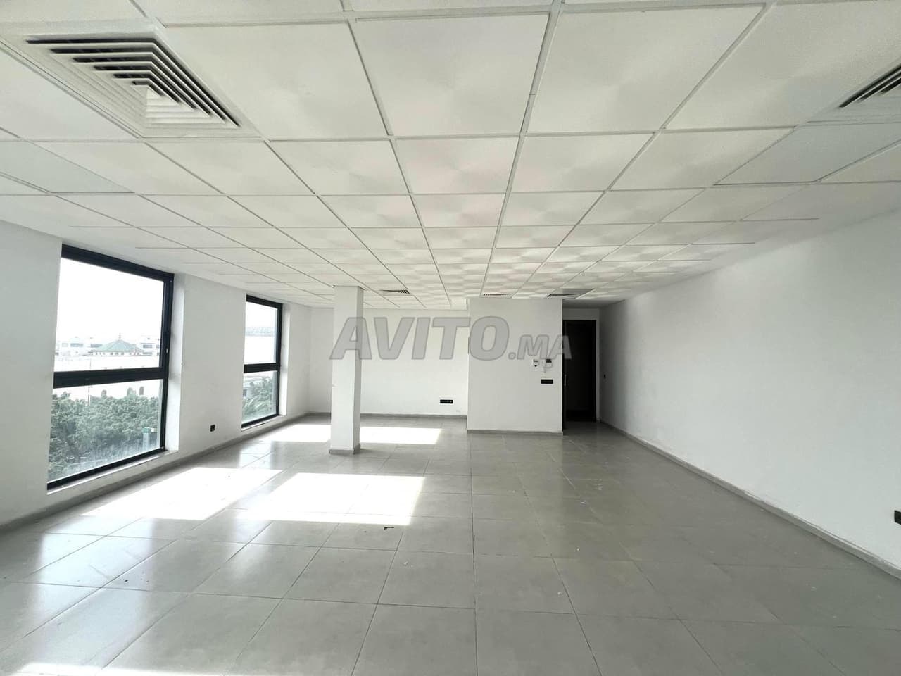 Bureau à louer de 74 m2 au quartier Maarif