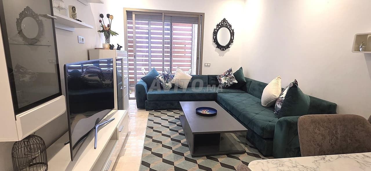 Estudio amueblado de 67m2, 2.º piso, gran terraza, Maarif
