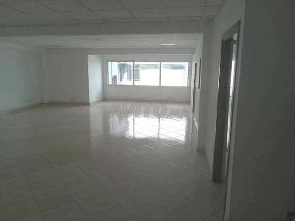 Bureau de 125 m² à la Route Côtière Aïn Sebaâ