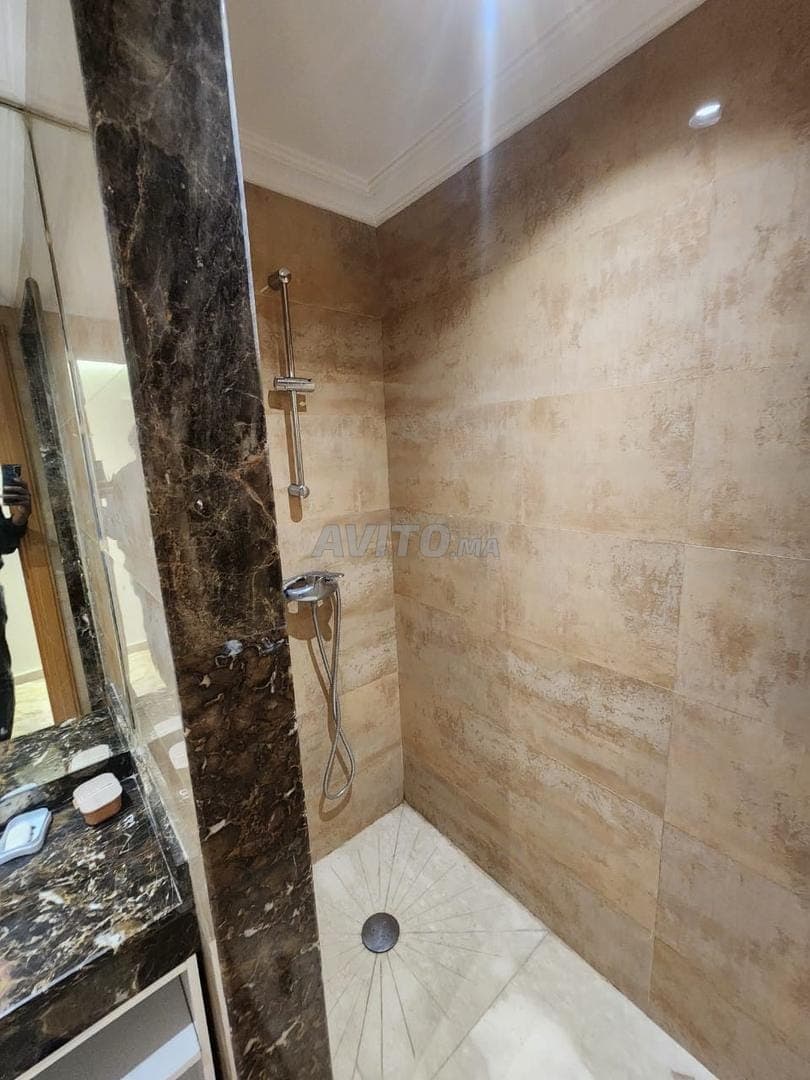 Gemeubileerd appartement in Smalalia