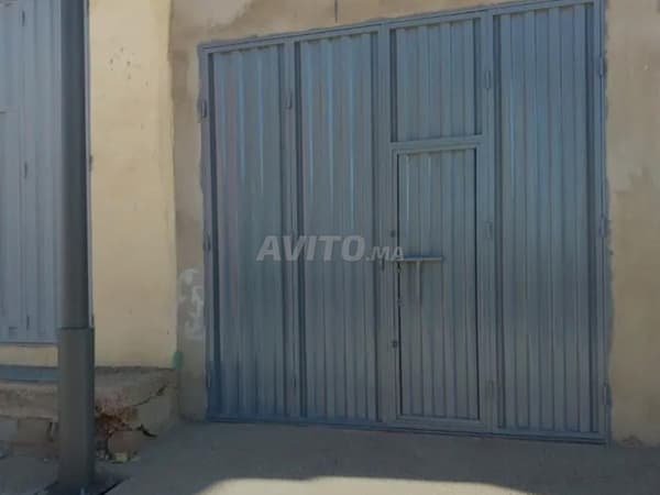 2 garages in vendita