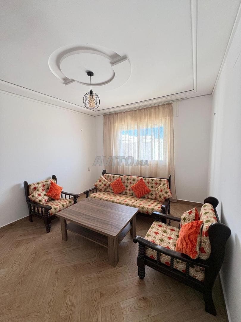Gemeubileerd appartement nabij Dar Lfahm in Mesnana