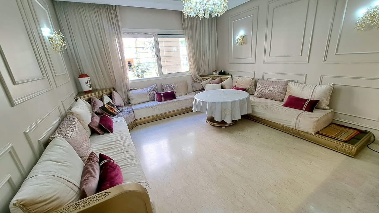 Appartement 107 m² à louer à Casablanca Oasis