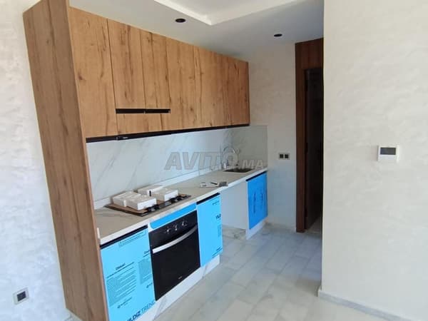 Studio vide avec balcon – Quartier du Parc