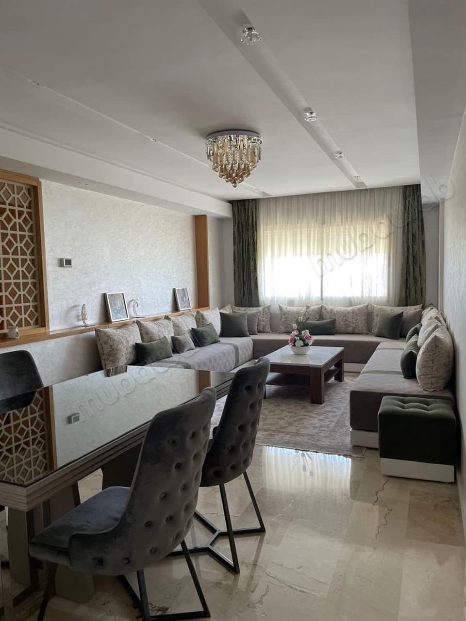 Prachtig gemeubileerd appartement te huur