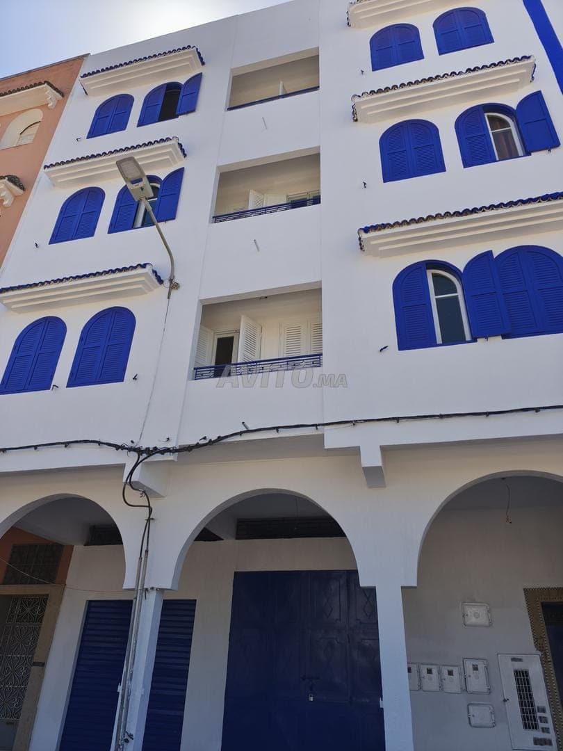 3-storey house with shop