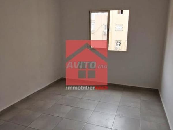 شقة بشرفة😍 للبيع بجوار مرجان