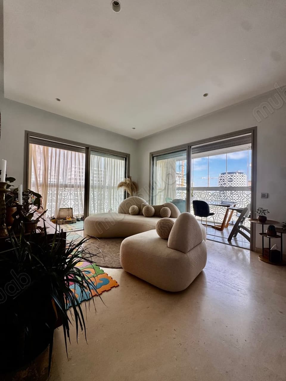 À louer appartement meublé de 3 ch CFC