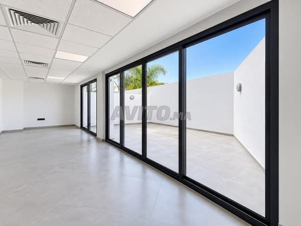 PLATEAU DE BUREAU 83 M² RIVIERA BD GHANDI