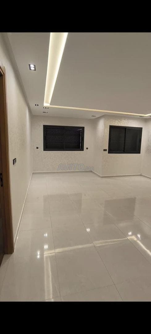 3-bedroom apartment, living room, 2 bathrooms for sale in Bouznika