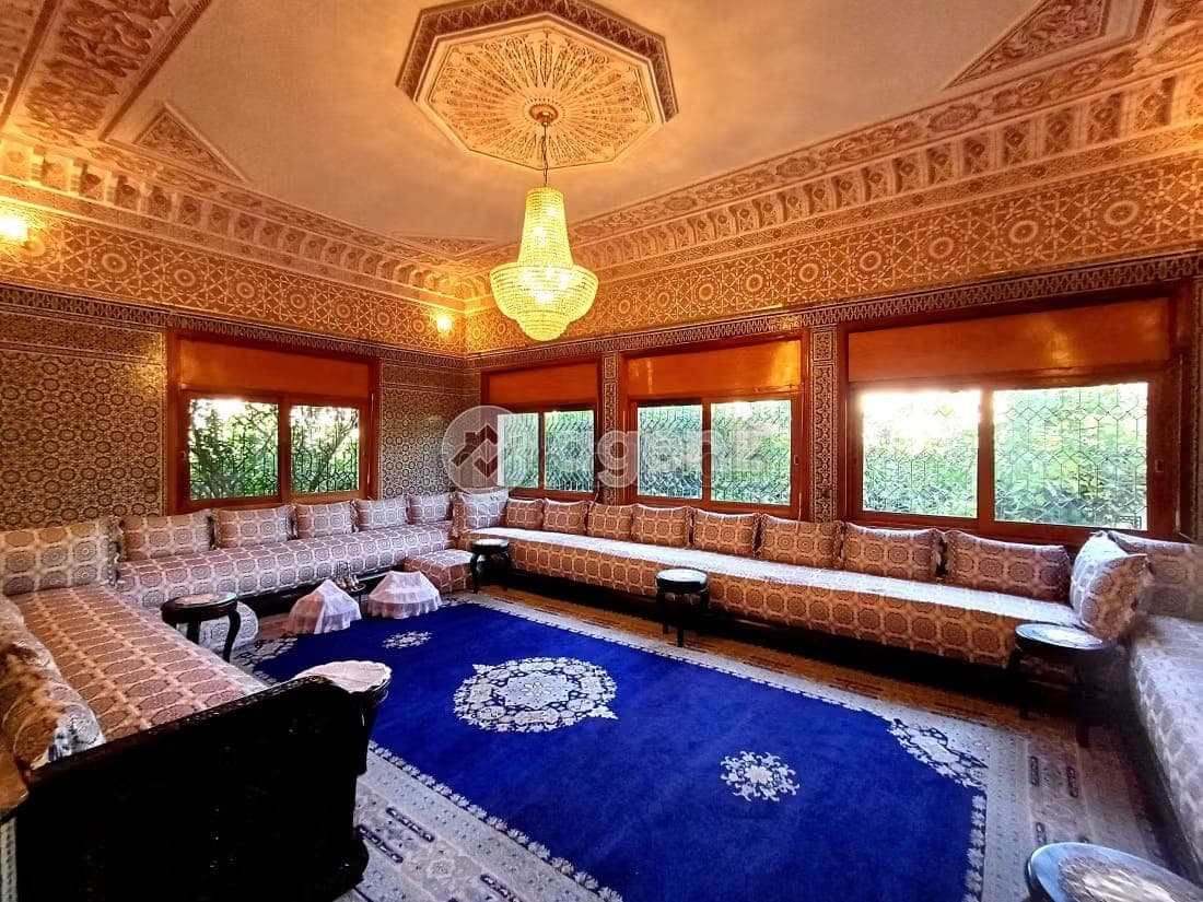 Villa for sale 586 m², 4 bedrooms Hay Al Azhar Fès