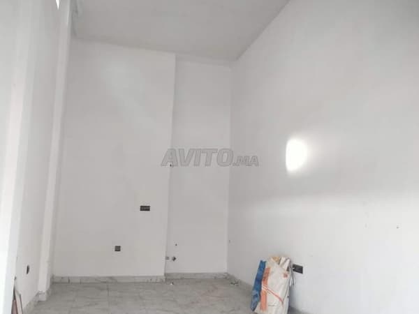 Locales comerciales excelentes en alquiler en Al Massira, frente a Qissaria Oued Ed-Dahab