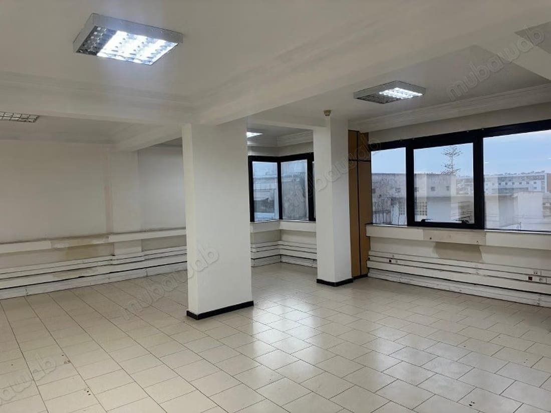 Plateau de bureau à louer au Bd d'ANFA