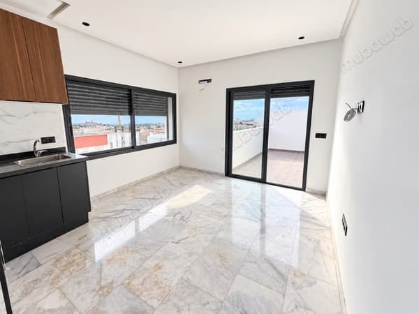 Appartement vide à Roches Noires
