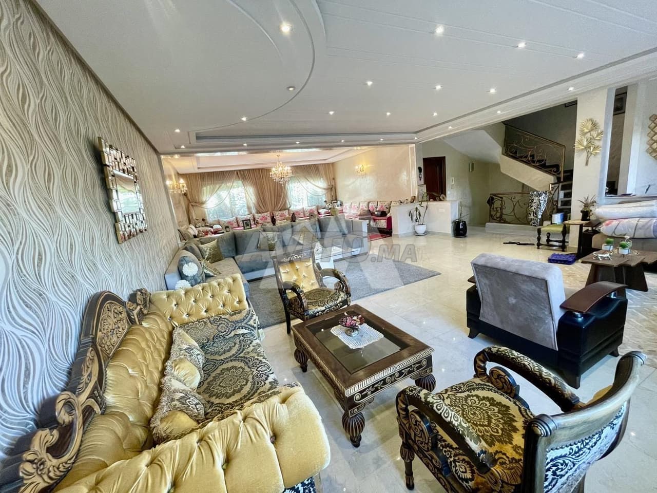 Villa meublée 250m² à louer Sidi Maarouf MZ-652338