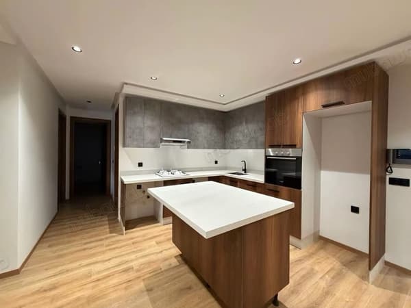 Lovely apartment for rent in Ferme Bretonne Hay Arraha. Area of 101 m2
