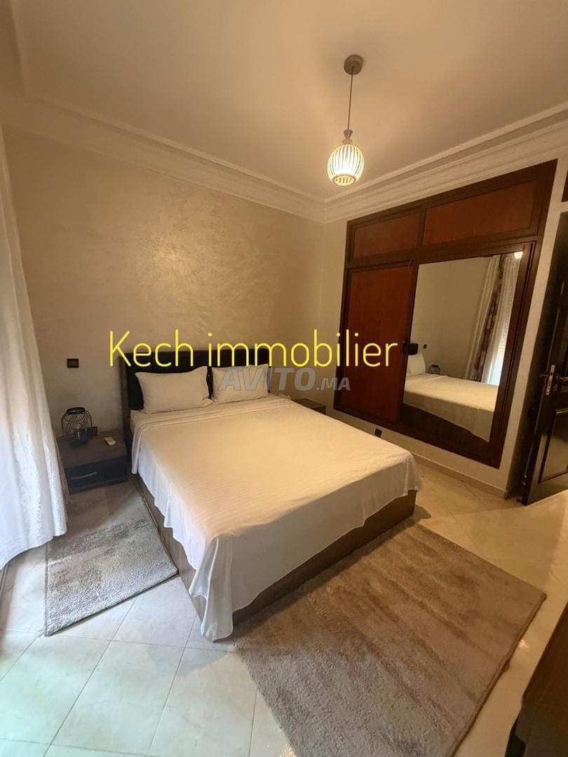 Mooi gemeubileerd appartement met twee slaapkamers te huur