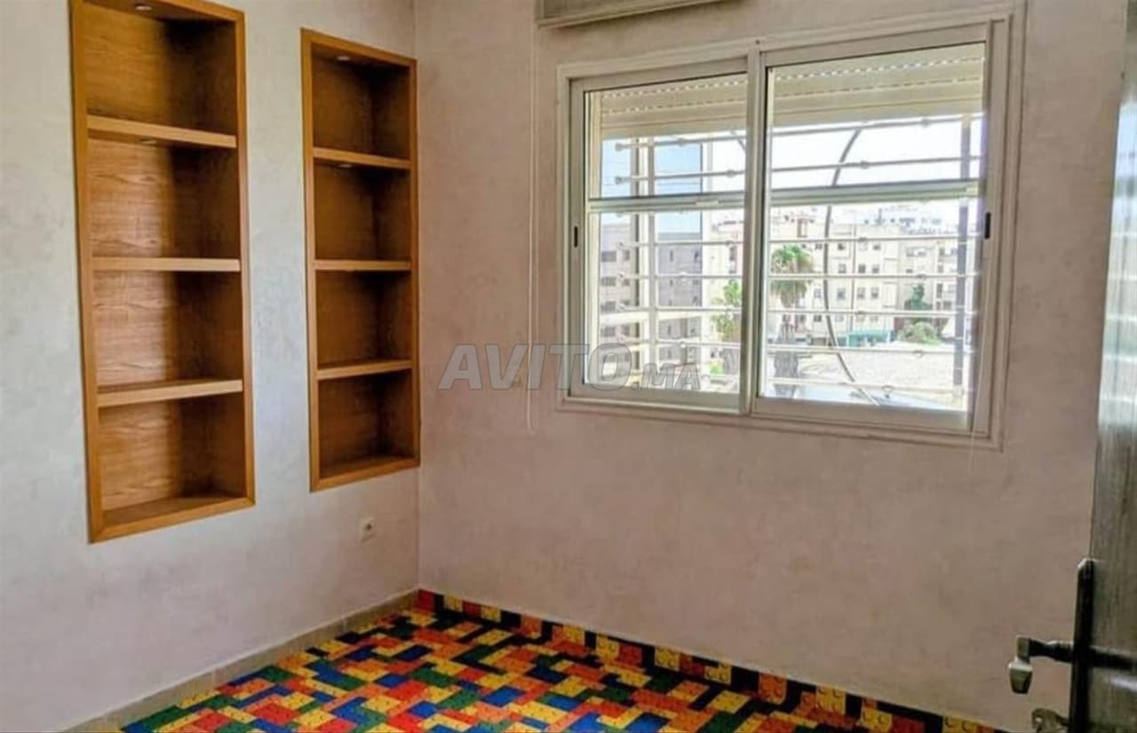 3-bedroom apartment with 2 facades in a residence