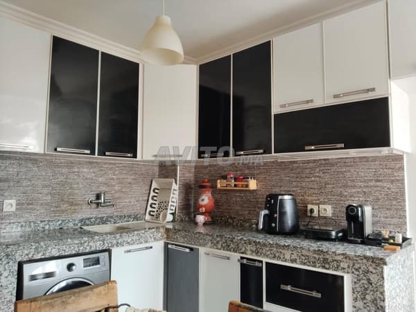 🏠 شقة جميلة مجددة بالكامل للبيع في بني يخلف